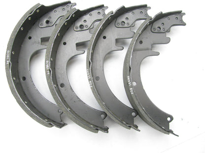 Wagner PAB418R Rear Drum Brake Shoes - 13'' X 3.5''