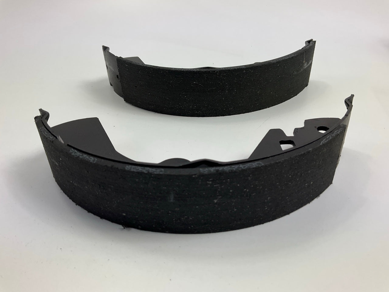 Wagner PAB607  ThermoQuiet Rear Brake Shoes