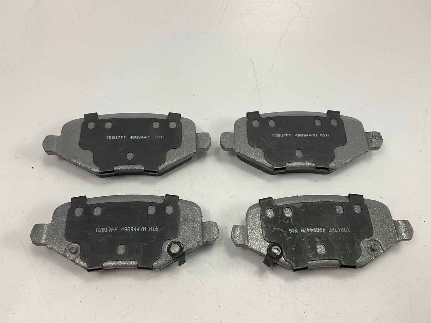 MISSING HARDWARE - Wagner QC1719 Rear Ceramic Brake Pads