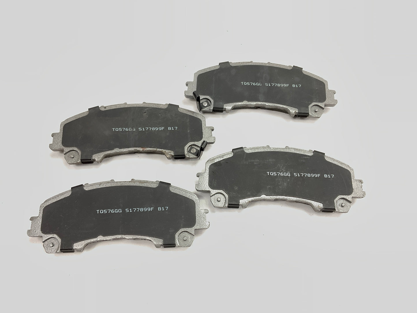 MISSING HARDWARE - Wagner QC1736 Front Ceramic Disc Brake Pads
