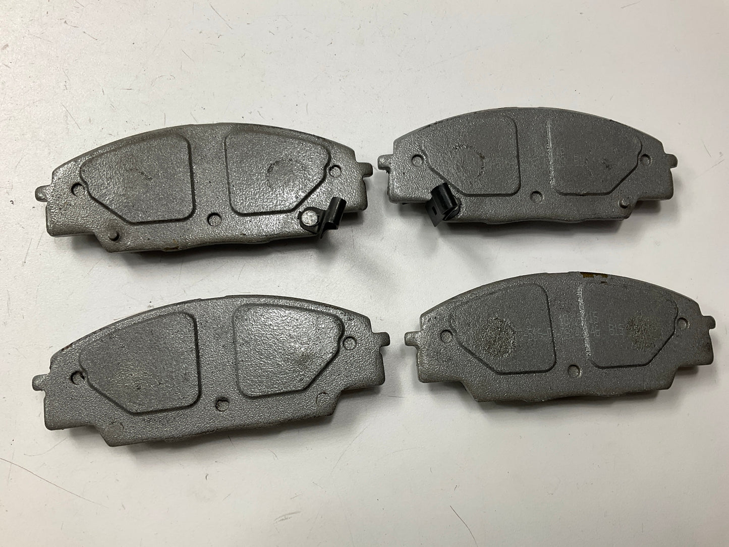 NO HARDWARE - Wagner QC829 Front ThermoQuiet Ceramic Disc Brake Pads