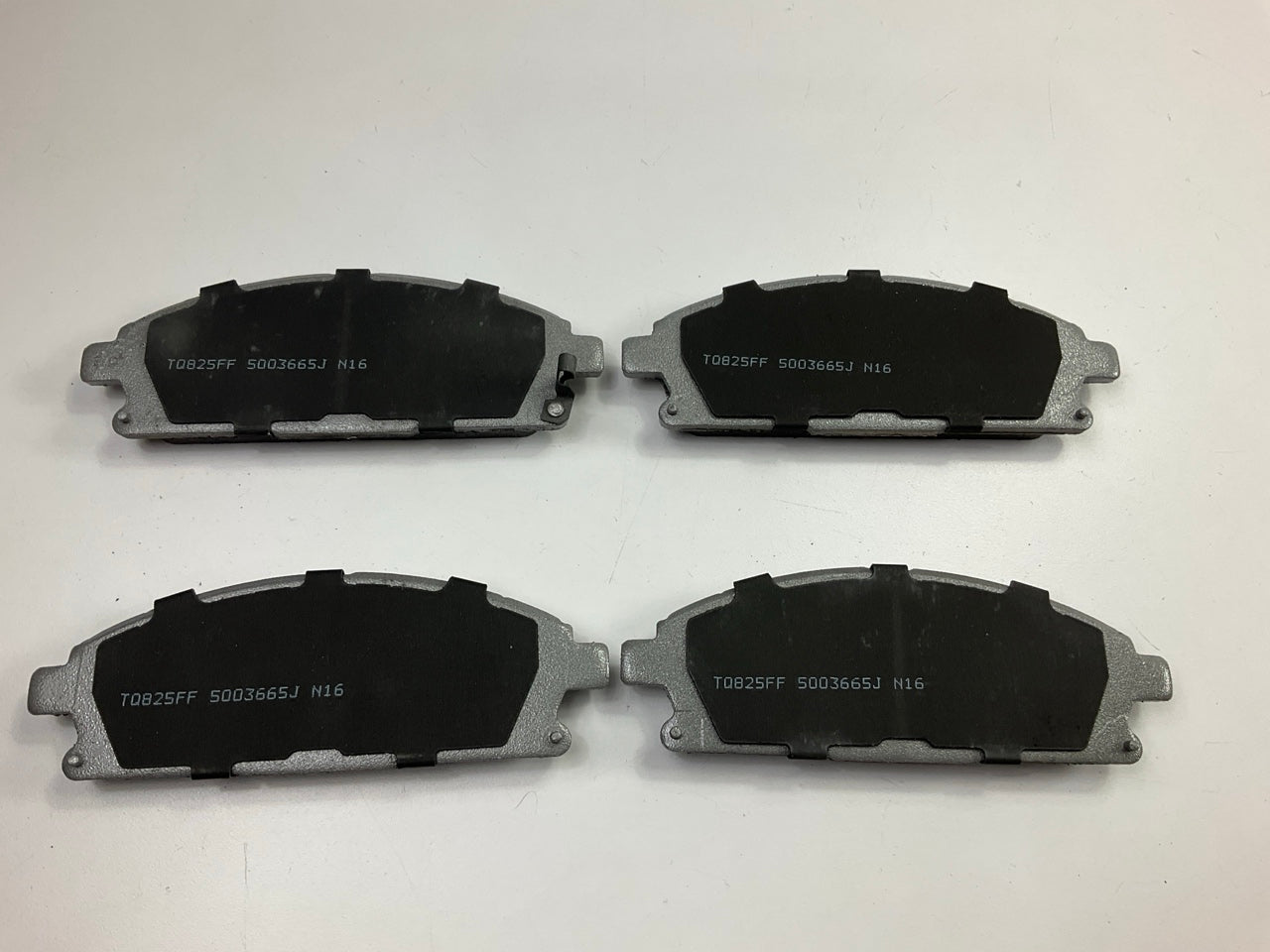 MISSING CLIPS - Wagner QC855A Front Disc Brake Pads For 2004-2009 Nissan Quest
