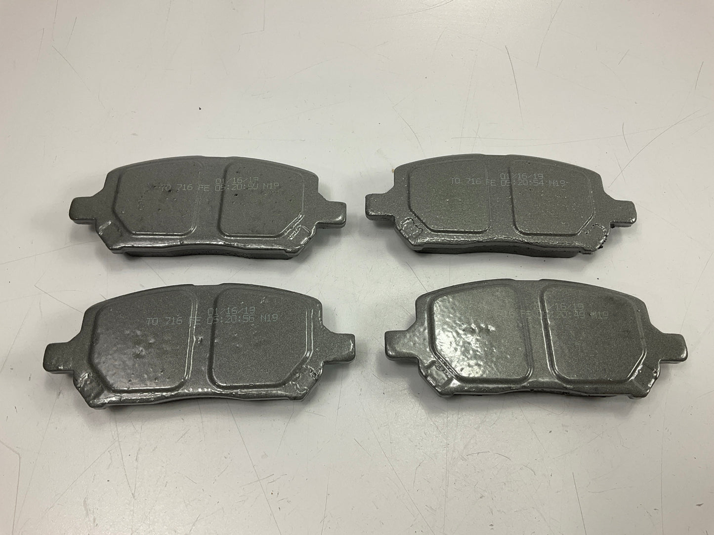 MISSING CLIPS - Wagner QC956 Front Ceramic Disc Brake Pads