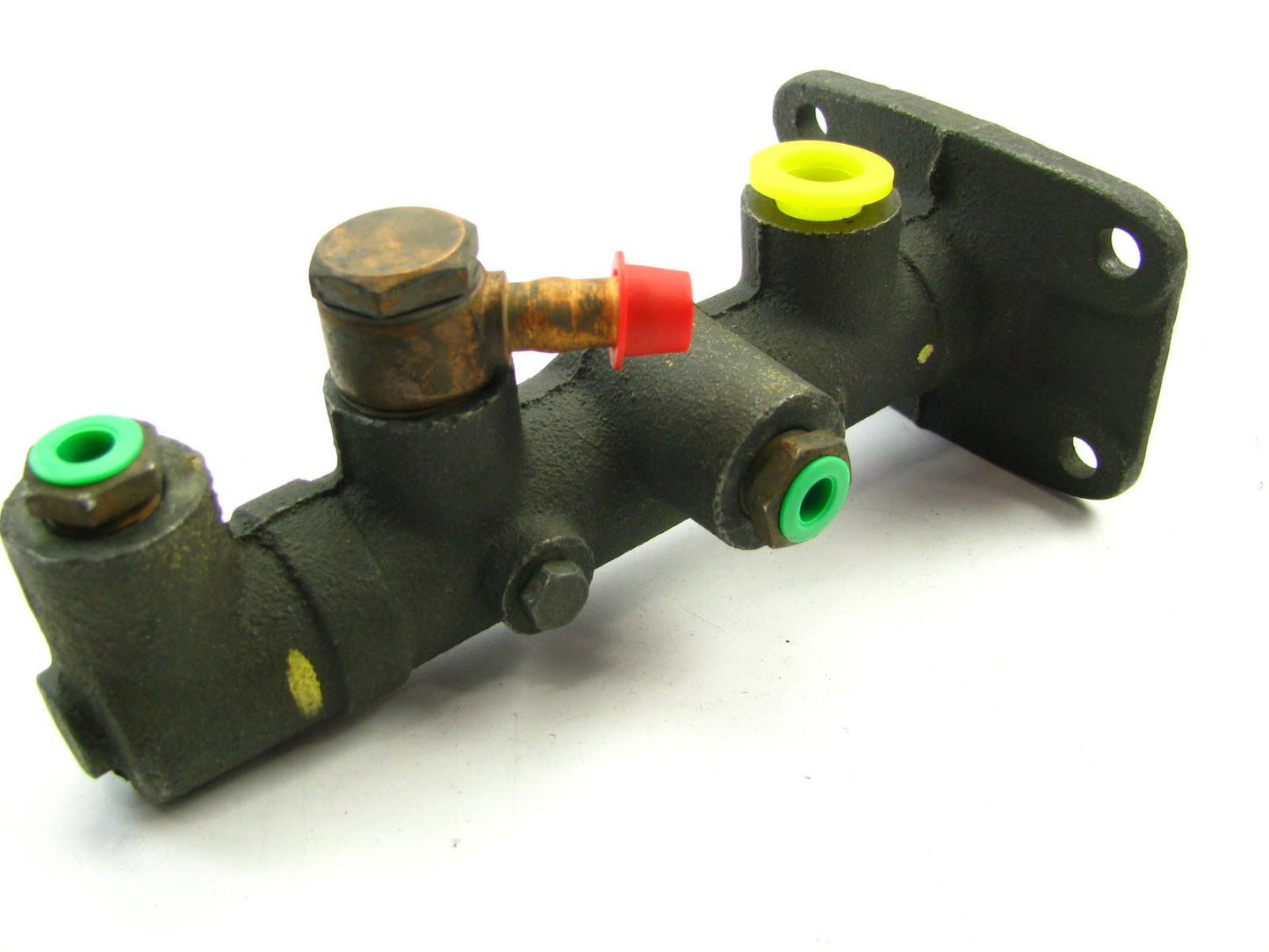 REMAN. Wagner R101302 Brake Master Cylinder - 7/8 BORE, WITHOUT RESERVOIR
