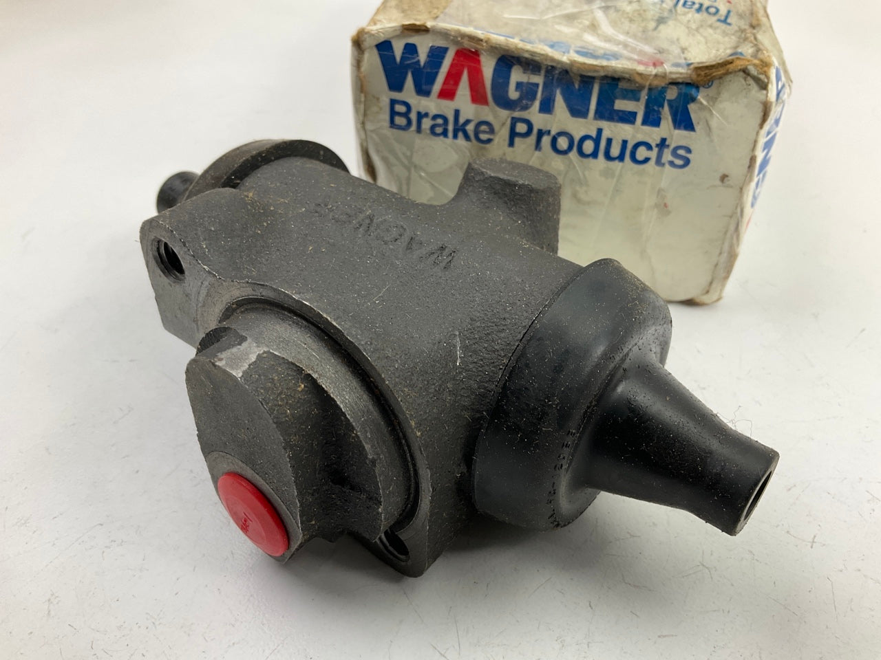 Wagner WC17015 Rear Right Lower Drum Brake Wheel Cylinder