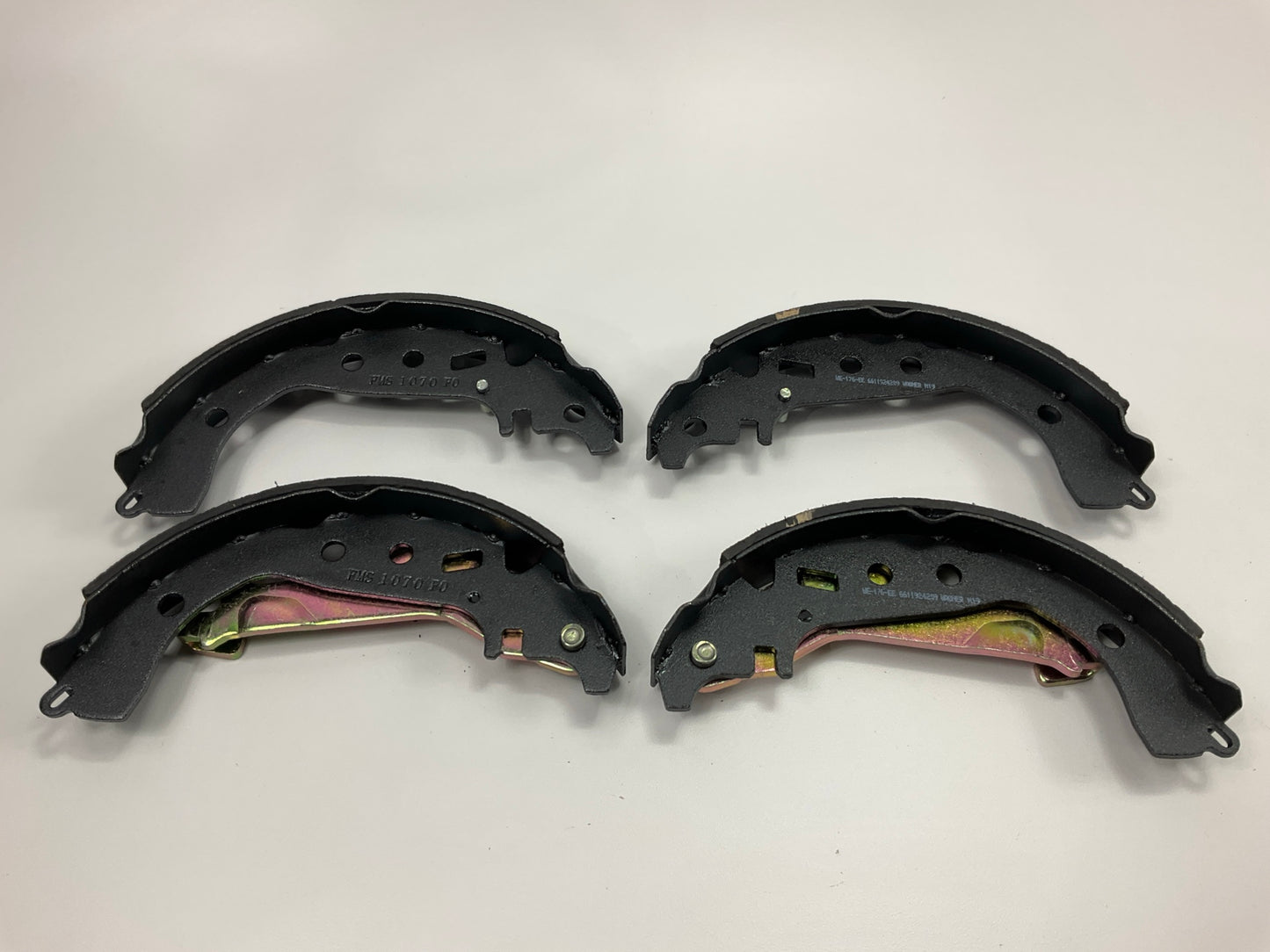 Wagner Z1070 Rear Drum Brake Shoes For 2014-2018 Toyota Yaris