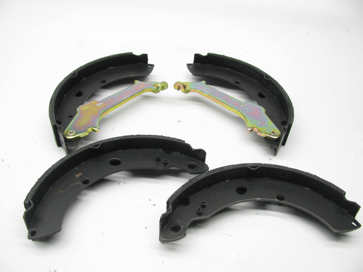 Wagner Z756 Rear Drum Brake Shoes For 2000-2001 Nissan Altima