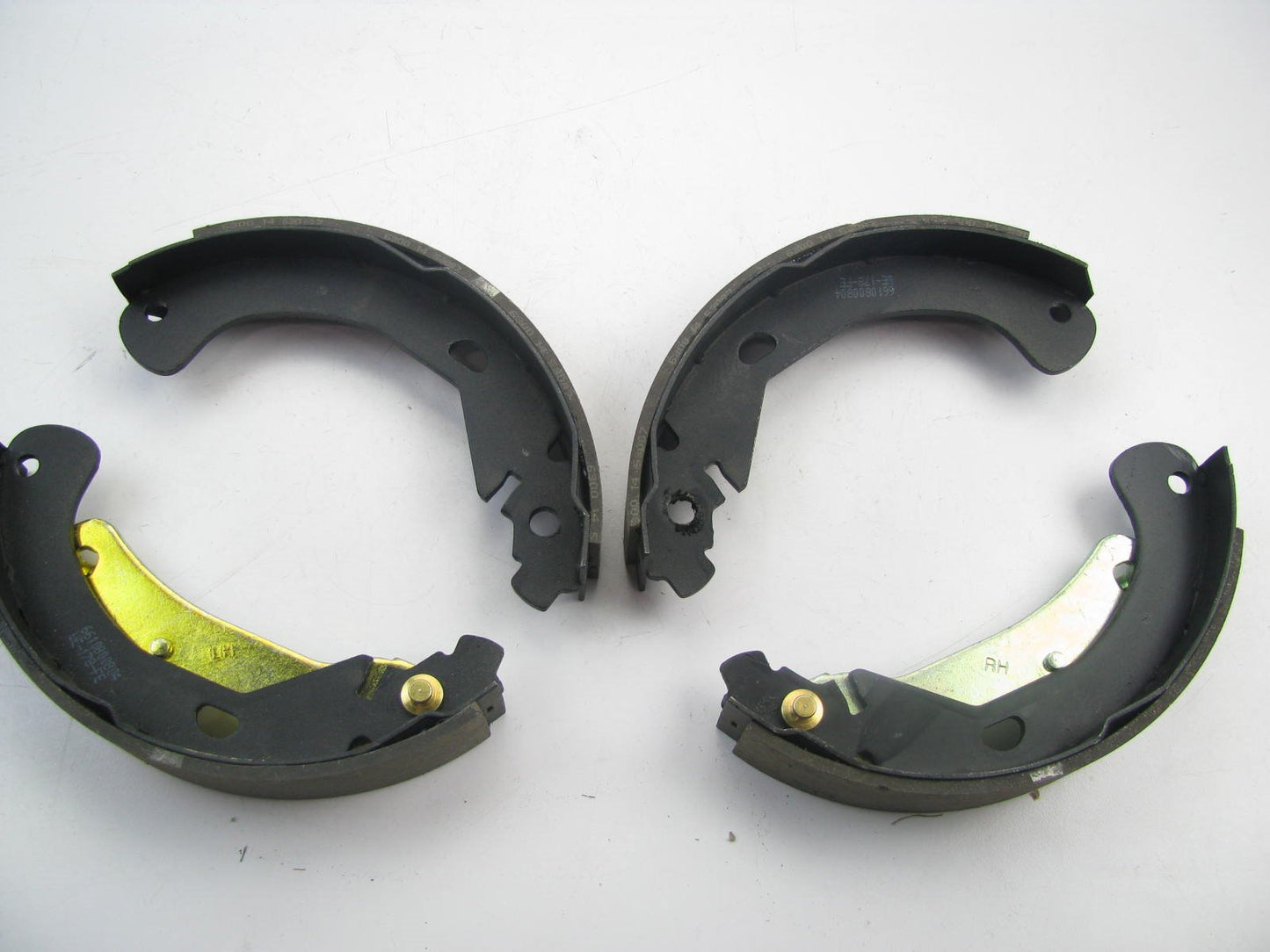 Wagner Z795 Rear Drum Brake Shoes