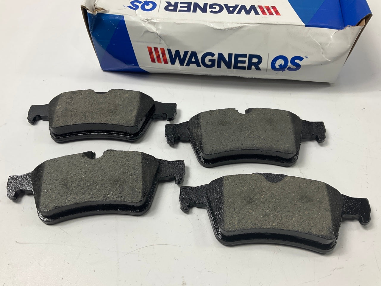 Wagner ZD1095 Ceramic QuickStop Rear Disc Brake Pads, Rear