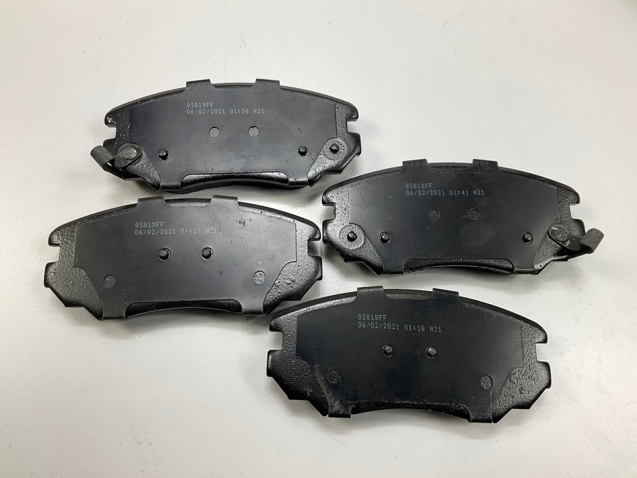 NO HARDWARE - Wagner ZD1421 Front Ceramic Disc Brake Pads