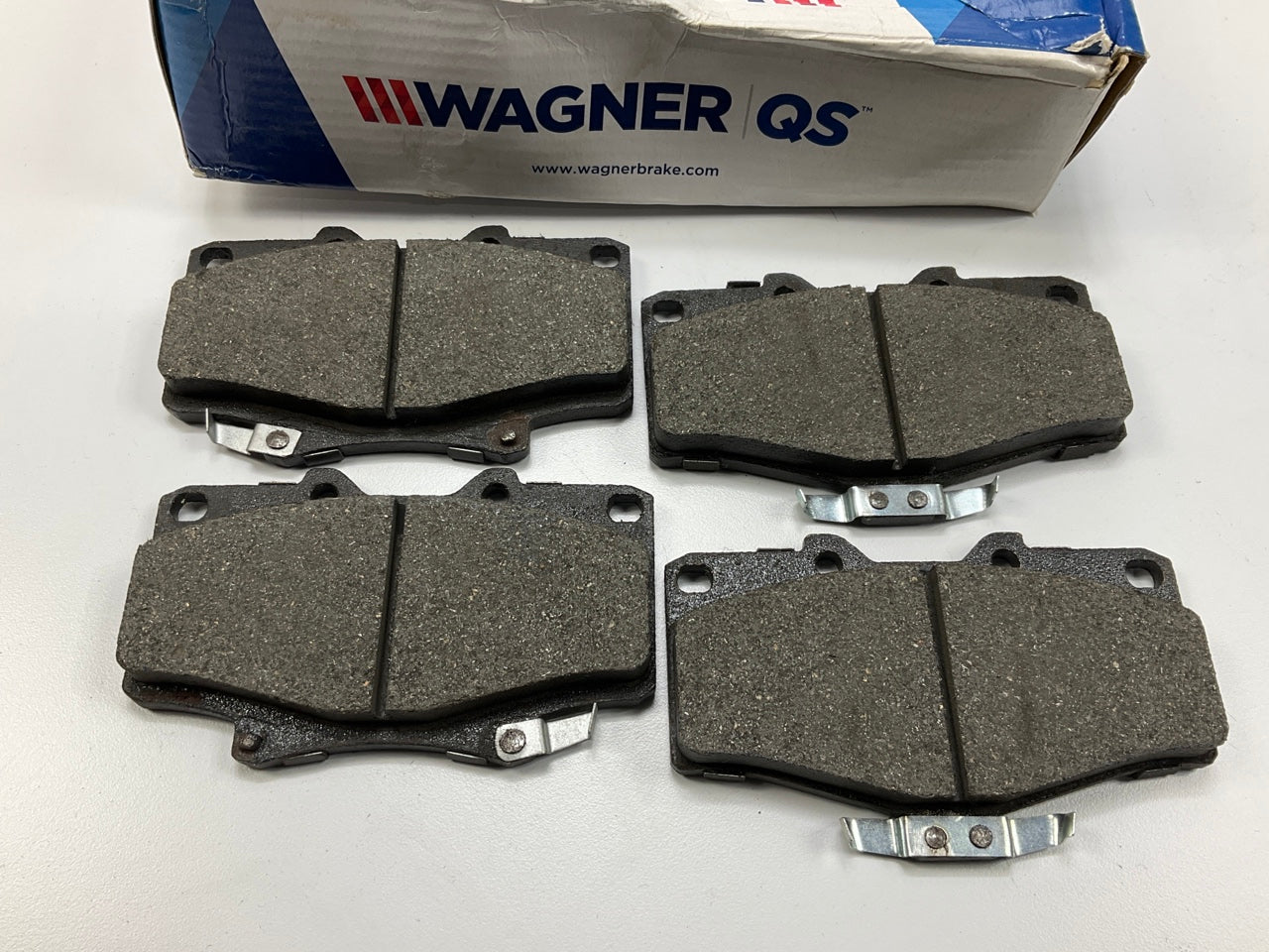 MISSING HARDWARE - Wagner ZD611 Front QuickStop Disc Brake Pads