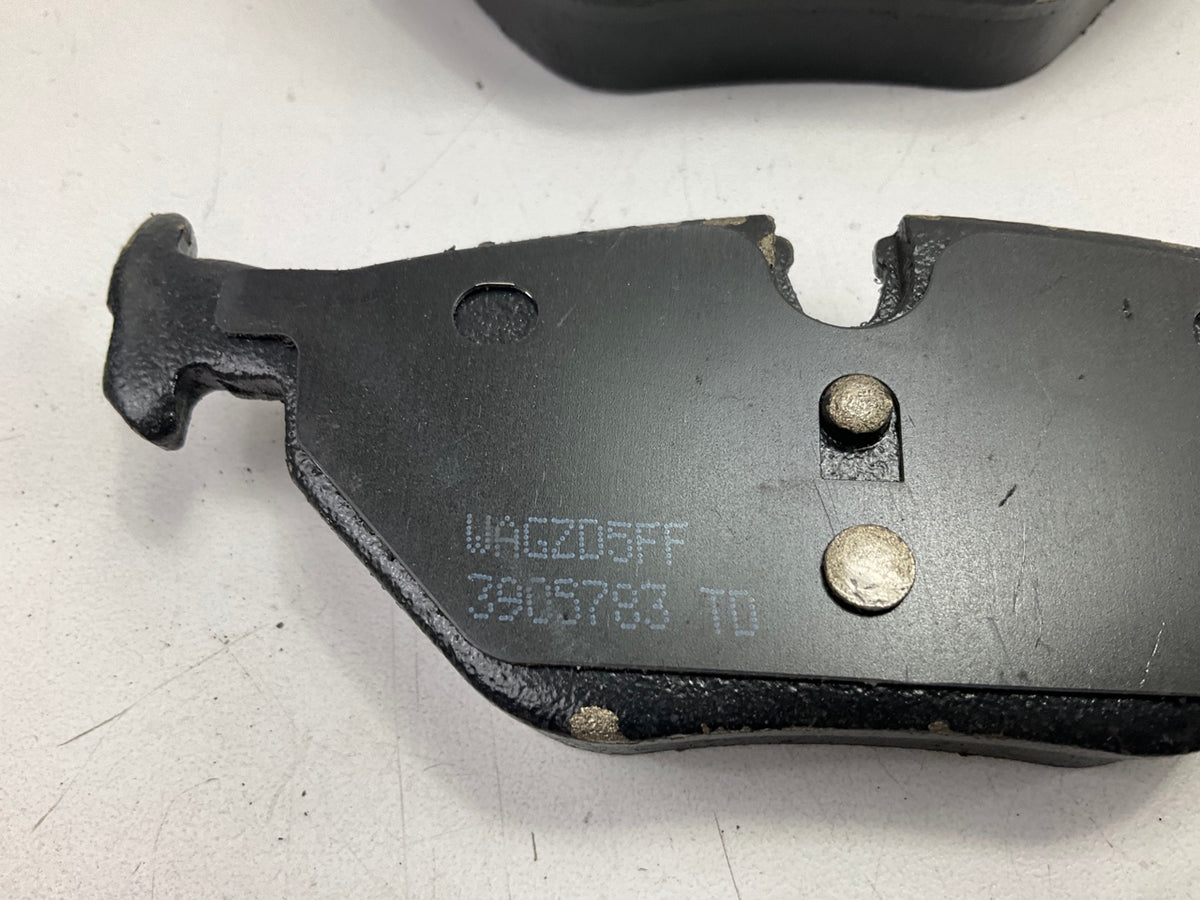 MISSING CLIPS Wagner ZD763 Rear Disc Brake Pad Set