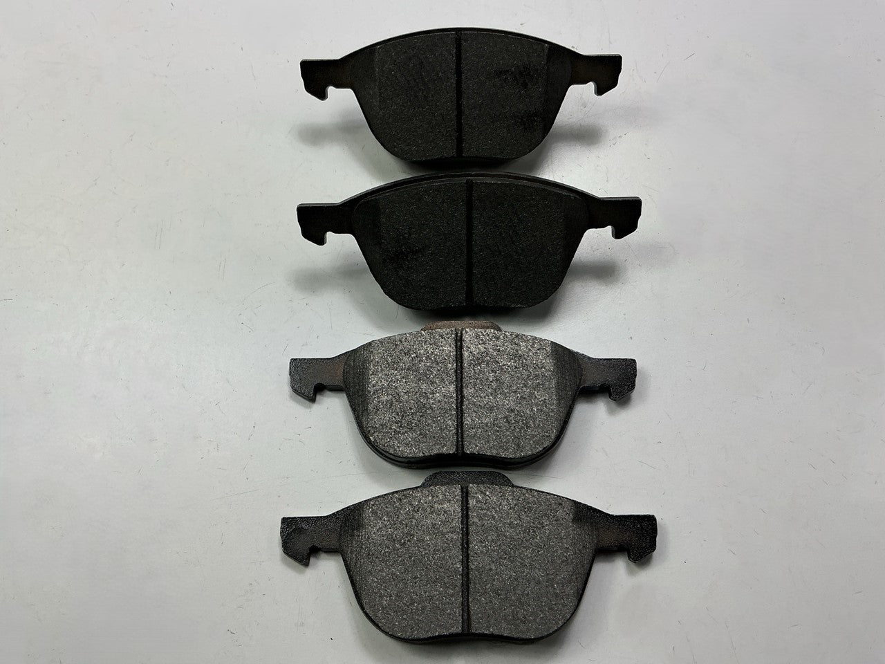 Wagner ZX1044 Semi-Metallic Disc Brake Pads