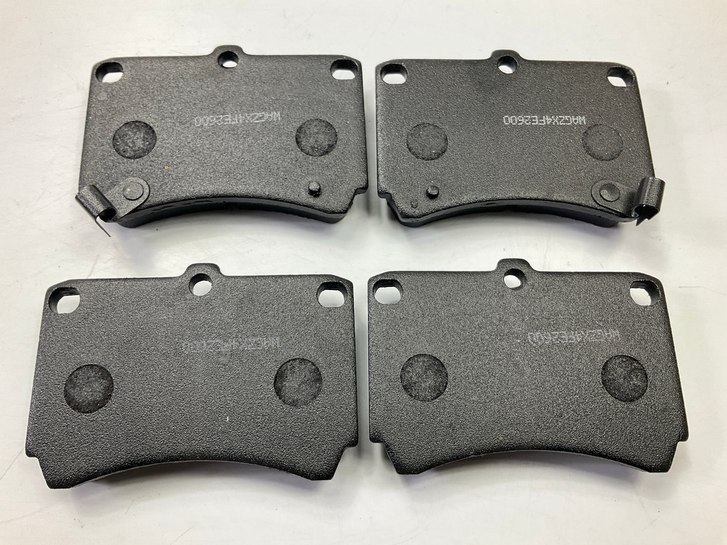 MISSING HARDWARE - Wagner ZX466 Front Brake Pads