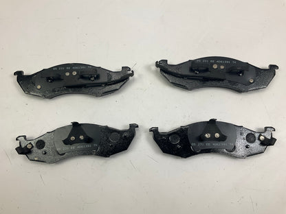MISSING BUSHINGS - Wagner ZX576 Front Semi-Metallic Disc Brake Pads