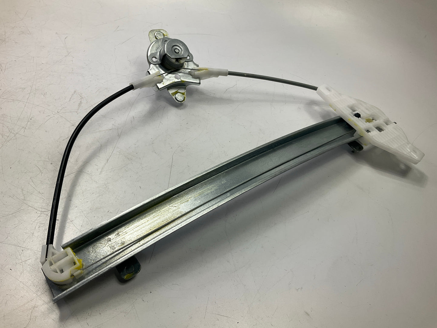 WAI WMR4953L Front Left Manual Window Regulator For 2000-2005 Hyundai Accent