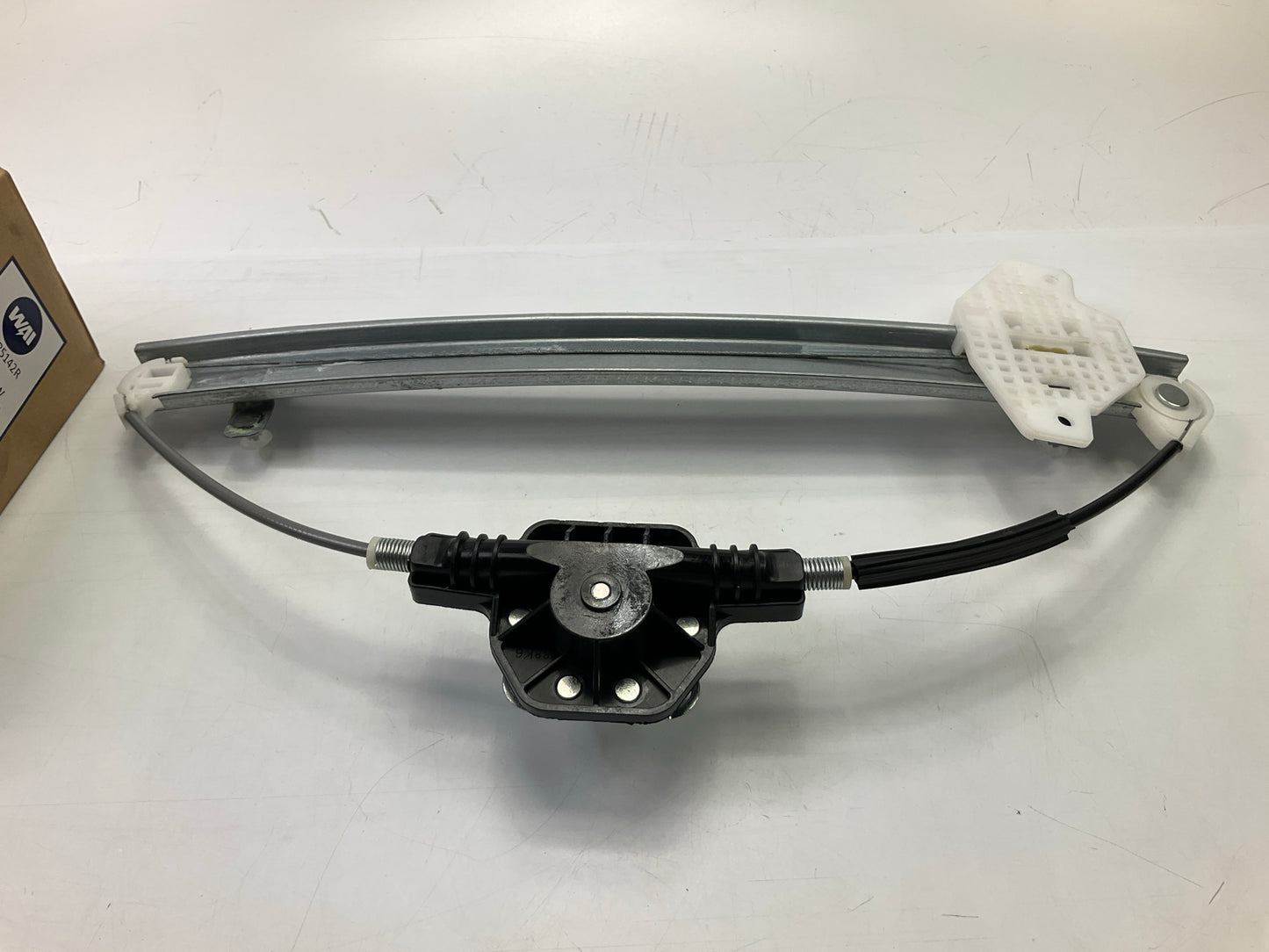 WAI WMR5142R Front Right Passenger Side Manual Window Regulator