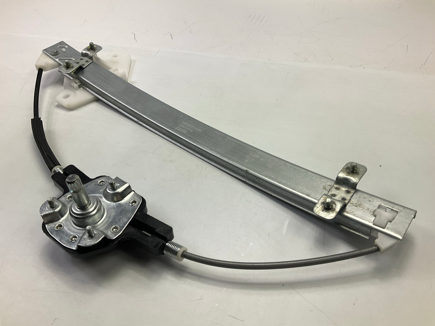 WAI WMR5142R Front Right Passenger Side Manual Window Regulator