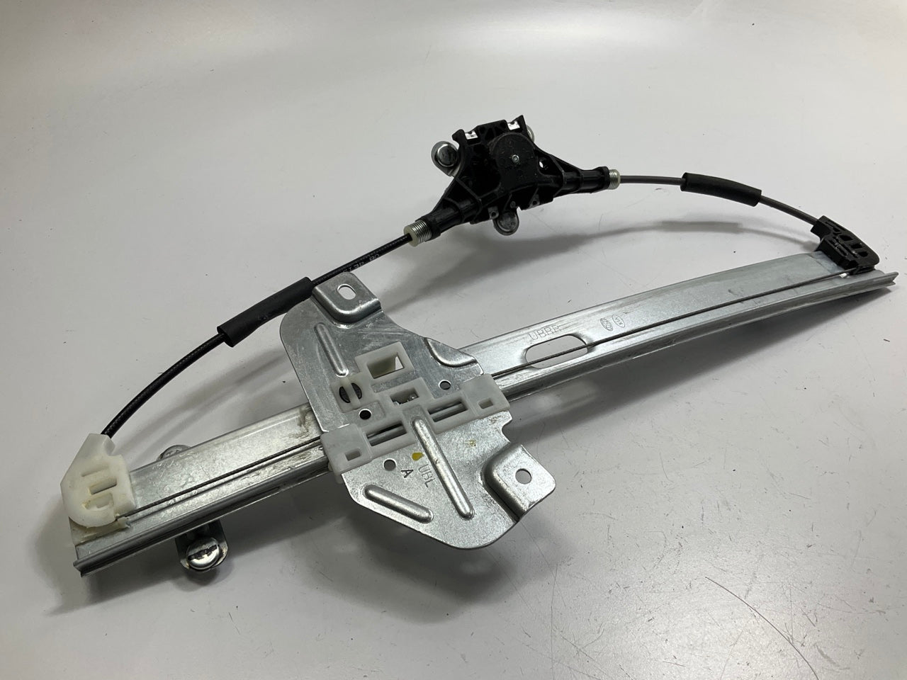 WAI WMR5253LB Rear Left Manual Window Regulator For 2012-2017 Kia Rio
