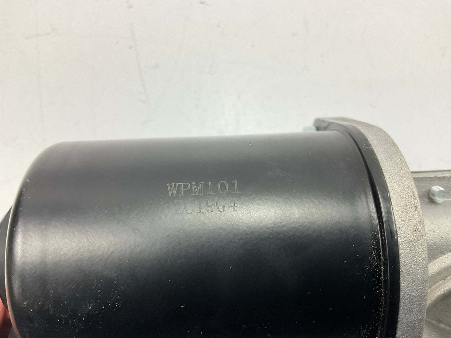WAI WPM1003 Windshield Wiper Motor For 1994-2005 Chevy Astro, GMC Safari