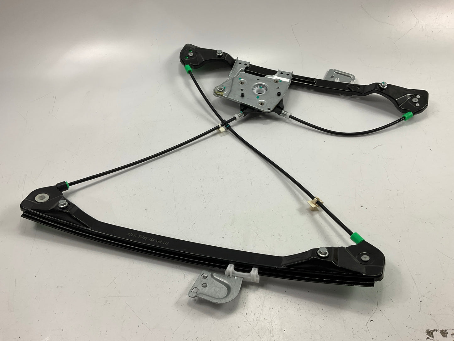 WAI WPR0039L Front Left Window Regulator For 1999-04 Oldsmobile Alero, Grand AM