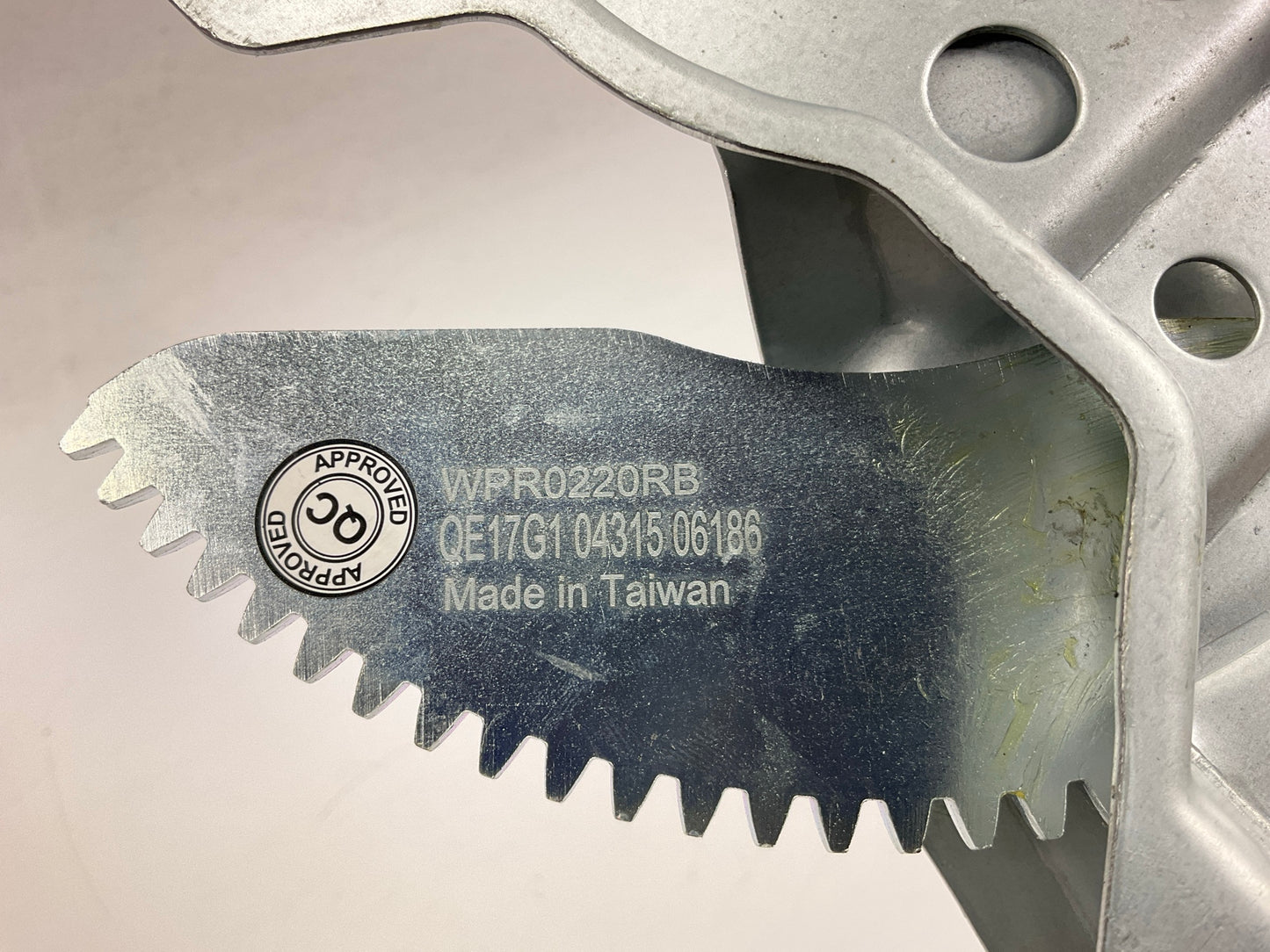 WAI WPR0220RB Rear Right Window Regulator For 2003-2008 Toyota Corolla