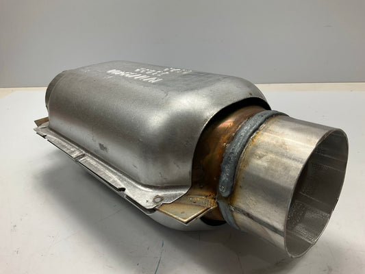 Walker 15039 Universal Catalytic Converter (3'' Inlet / Outlet) - FEDERAL ONLY