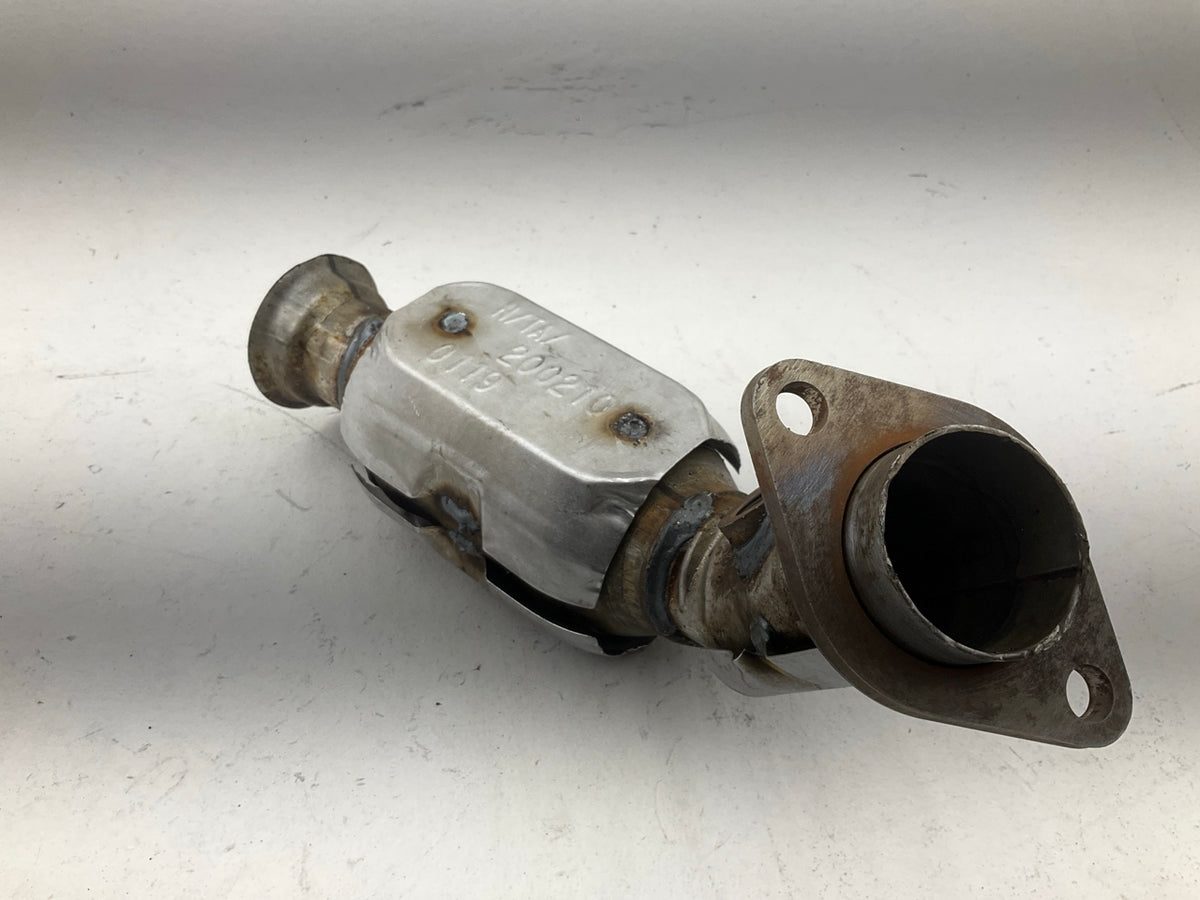 Walker 16118 Front Left Catalytic Converter For 2002-2003 Jeep Liberty