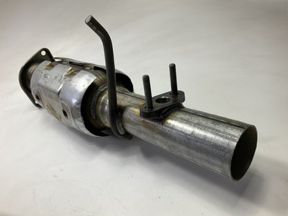 Walker 16121 Rear Catalytic Converter 1999-2003 RX300, 2001-2003 Highlander