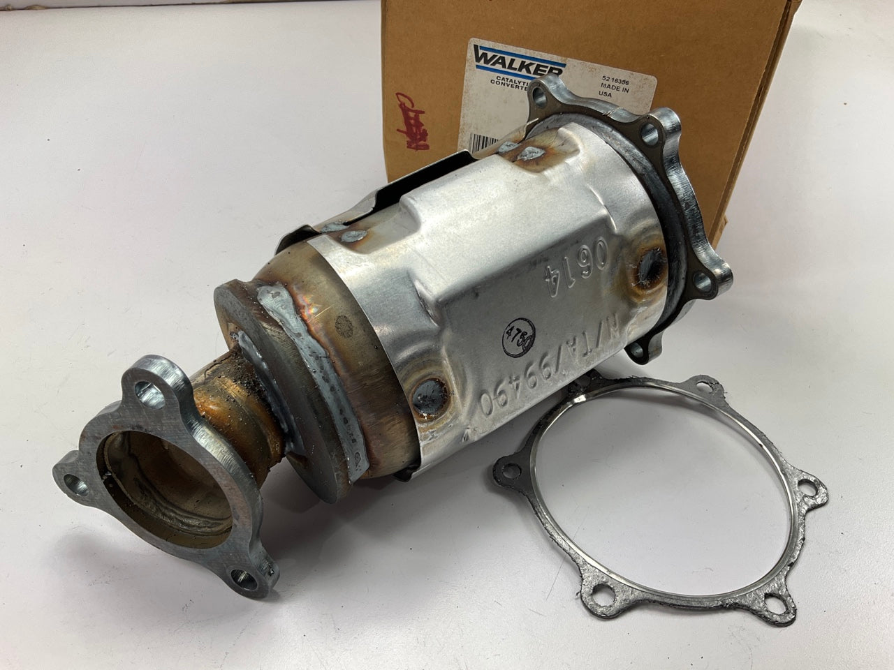 Walker 16133 Direct Fit EPA Compliant Catalytic Converter For 98-01 Altima 2.4L