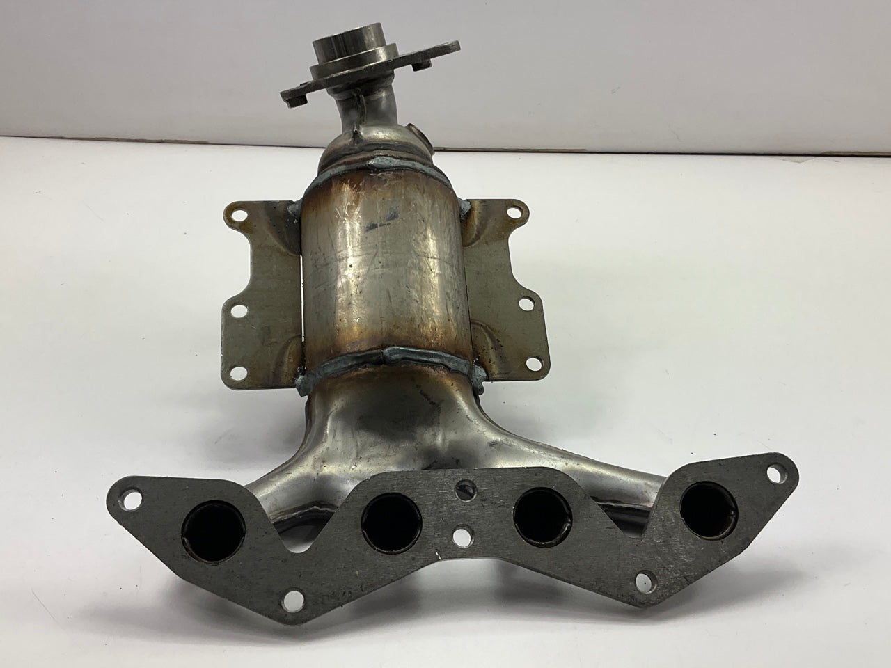 Walker 16373 Direct-Fit EPA Catalytic Converter Exhaust Manifold 01-05 Civic 1.7