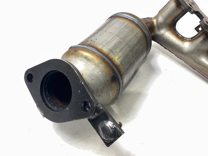 Walker 16466 Front Direct Fit EPA Compliant Catalytic Converter & Manifold