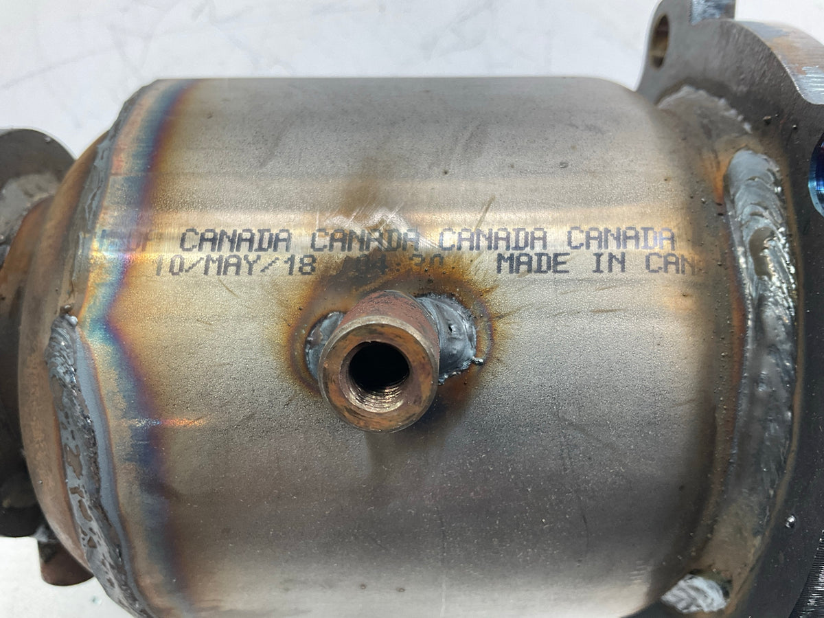 Walker 16529 Front Catalytic Converter 02-03 XG350, 02-05 Sedona