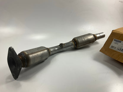 Walker 16540 Direct Fit Catalytic Converter For 2005-2008 Toyota Corolla, Matrix