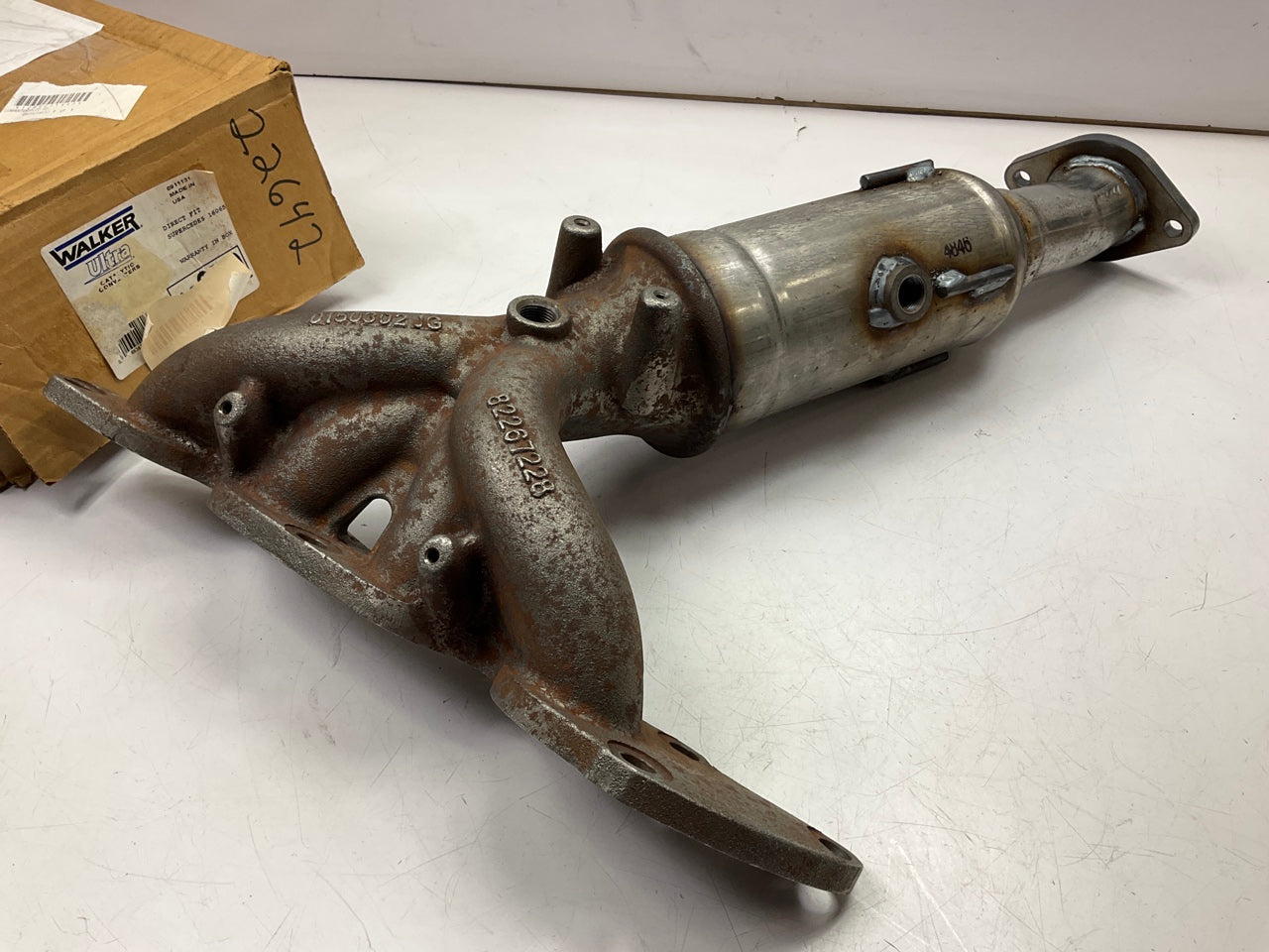 SURFACE RUST - Walker 16583 Catalytic Converter With Integrated Exhaust Manifold