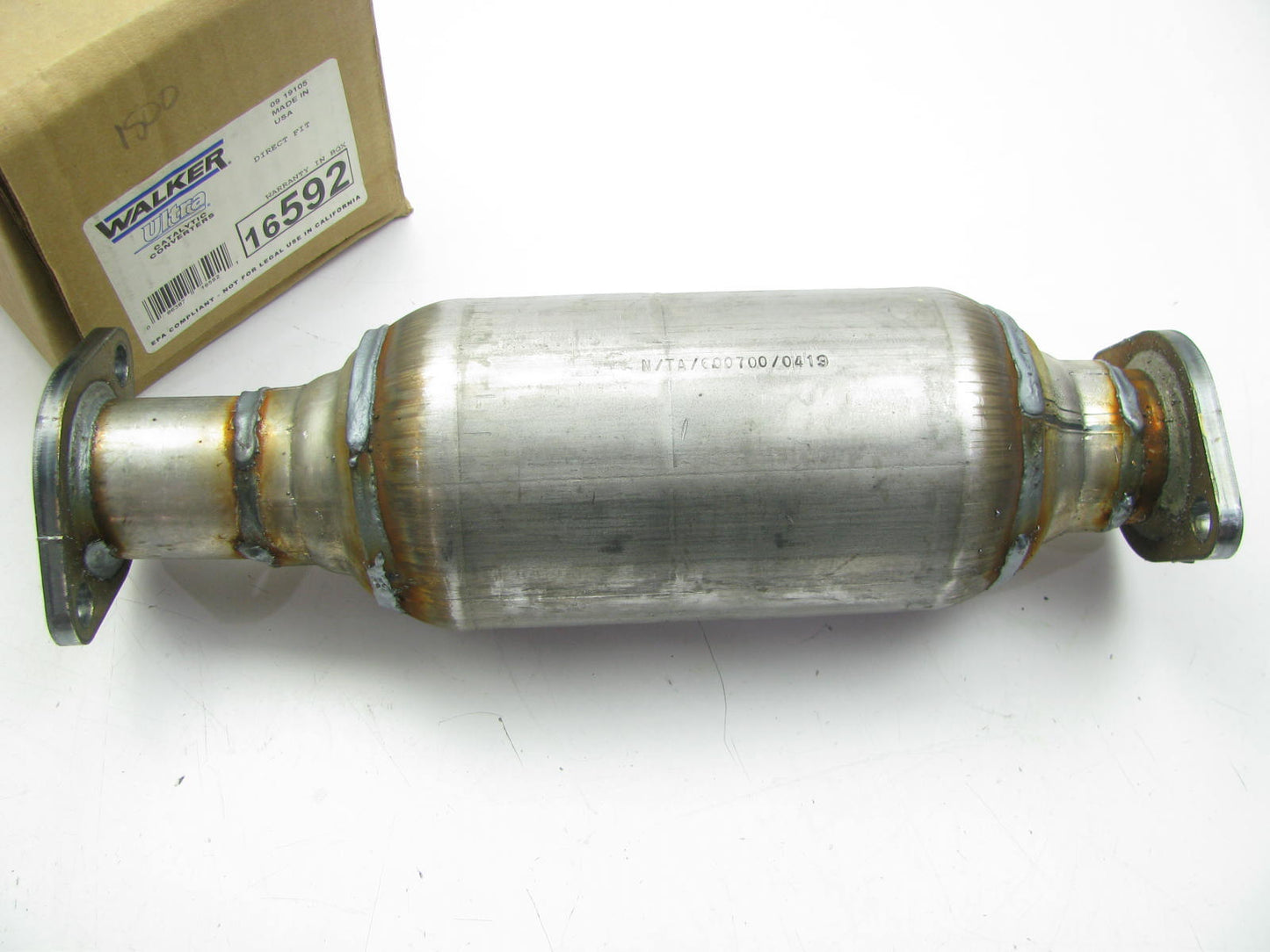 Walker 16592 Direct Fit EPA Compliant Catalytic Converter