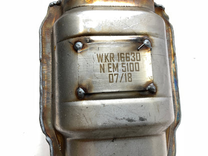 Walker 16630 Direct Fit EPA Compliant Catalytic Converter & Exhaust Manifold