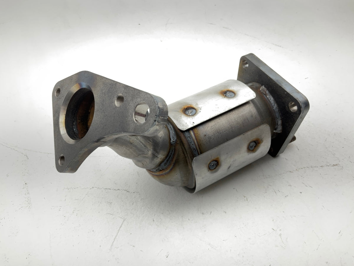 Walker 16701 Catalytic Converter For 2009-2014 Nissan Maxima