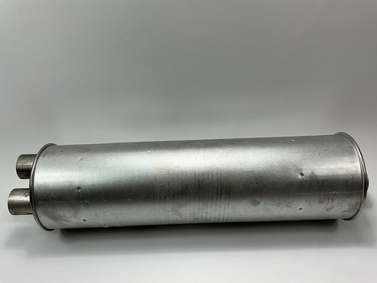 Walker 18239 Exhaust Muffler 95-91 Bronco, 84-95 F-150, F-250, 85-86 F-350