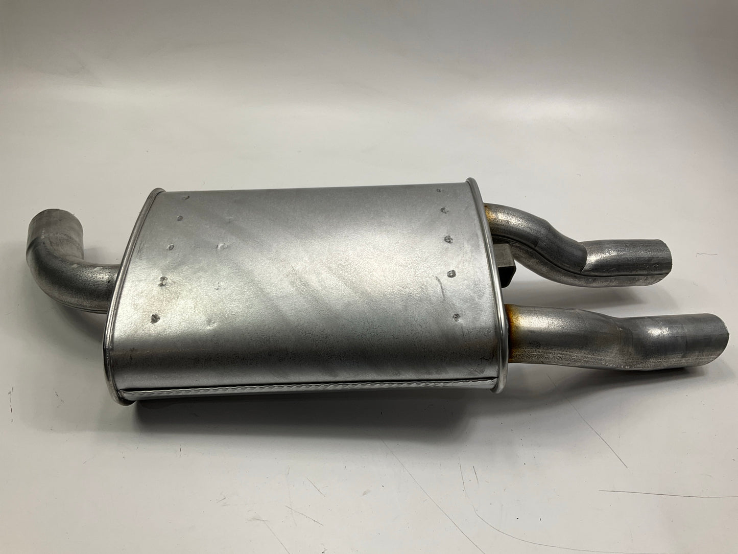 Walker 18417 Left SoundFX Direct Fit Muffler - 1985-1990 Chevrolet Corvette