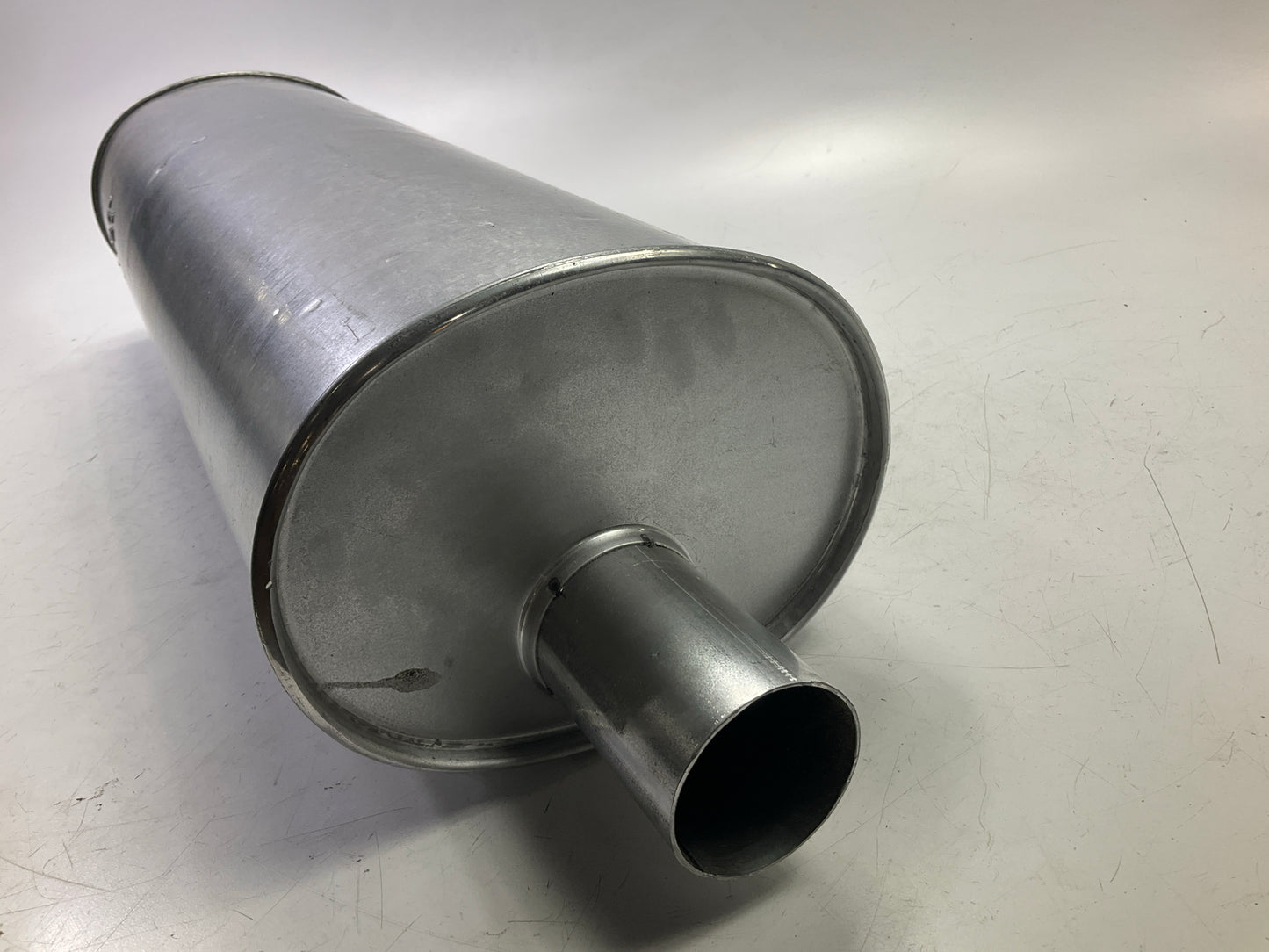 DENTED SEE PHOTOS Walker 18454 Exhaust Muffler