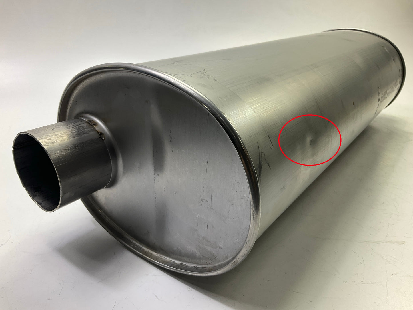 DENTED SEE PHOTO Walker 21046 Exhaust Muffler
