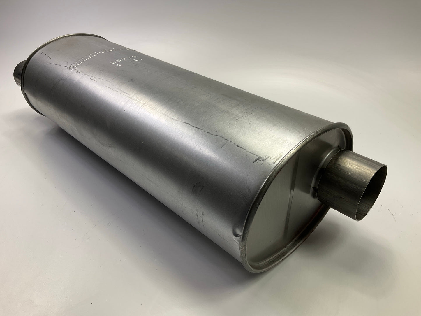 Walker 22678 Quiet Flow SS Exhaust Muffler