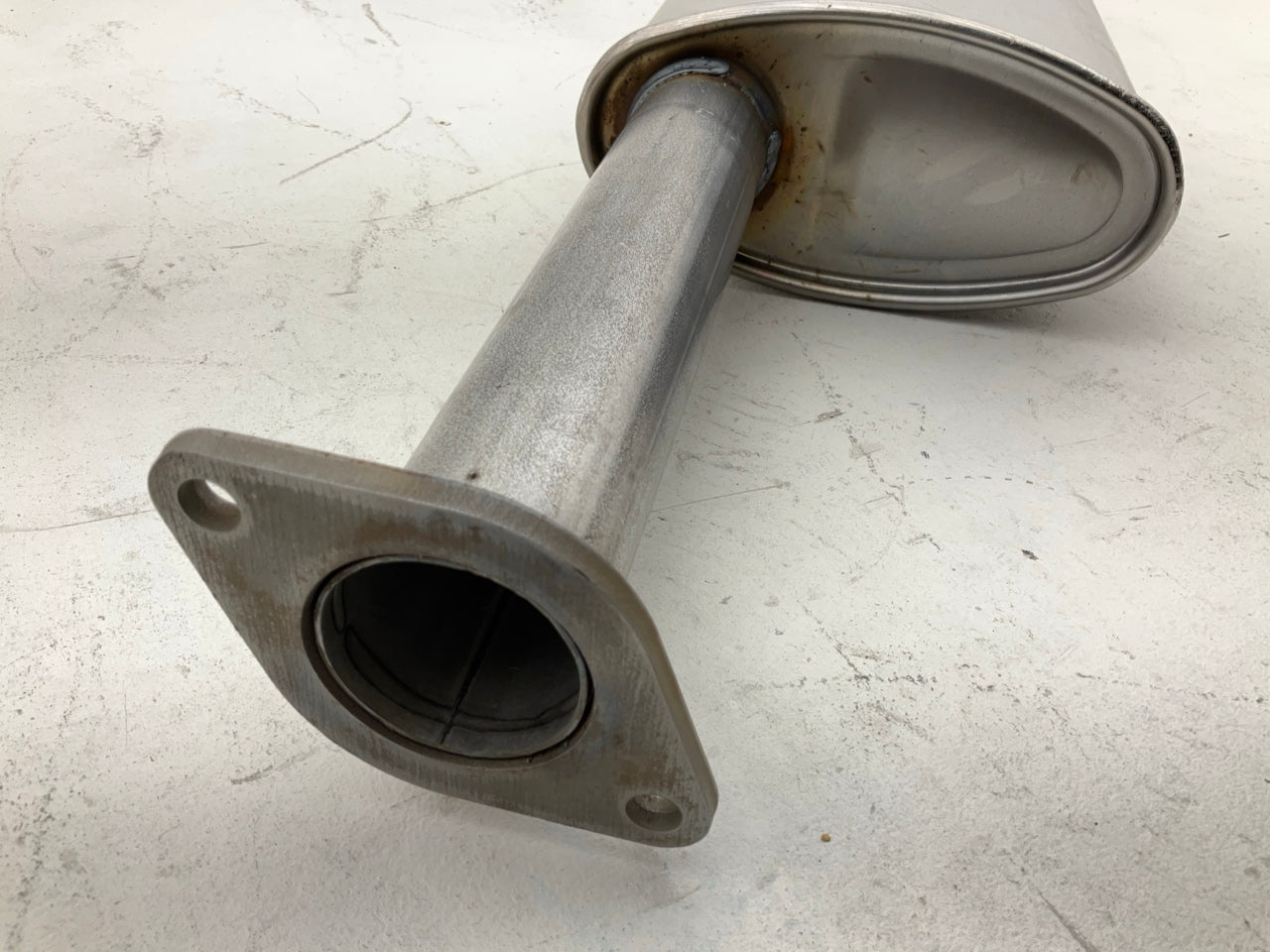 HAS A DENT - SEE ACTUAL PHOTOS - Walker 22990 Direct Fit Exhaust Muffler