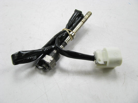 Walker 273-10011 EGT Exhaust Temperature Temp Sensor  10-16 Express 6.6L DIESEL