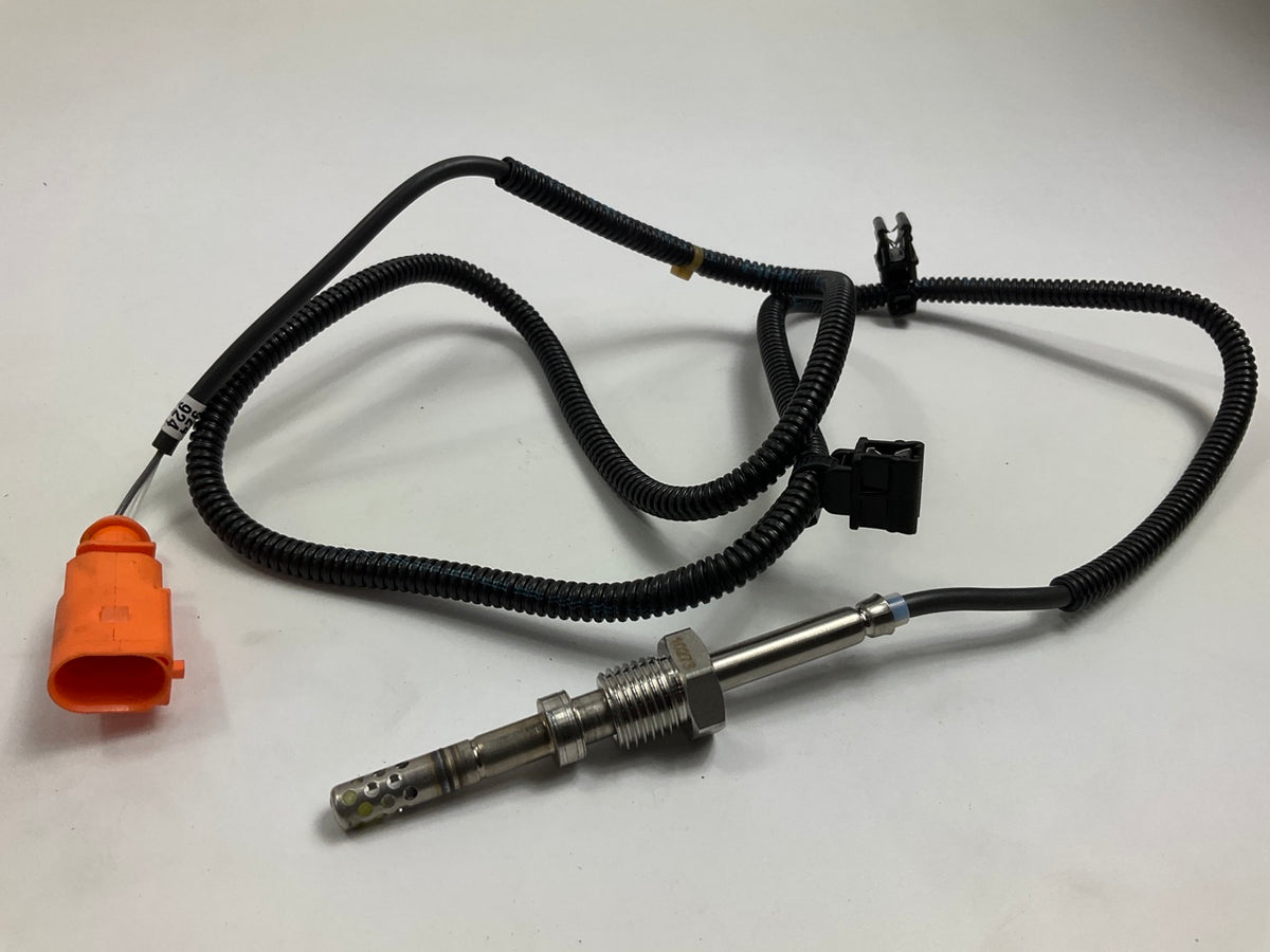 Walker 273-10015 Exhaust Gas Temperature (EGT) Sensor 09-12 Q7, 09-10 Touareg