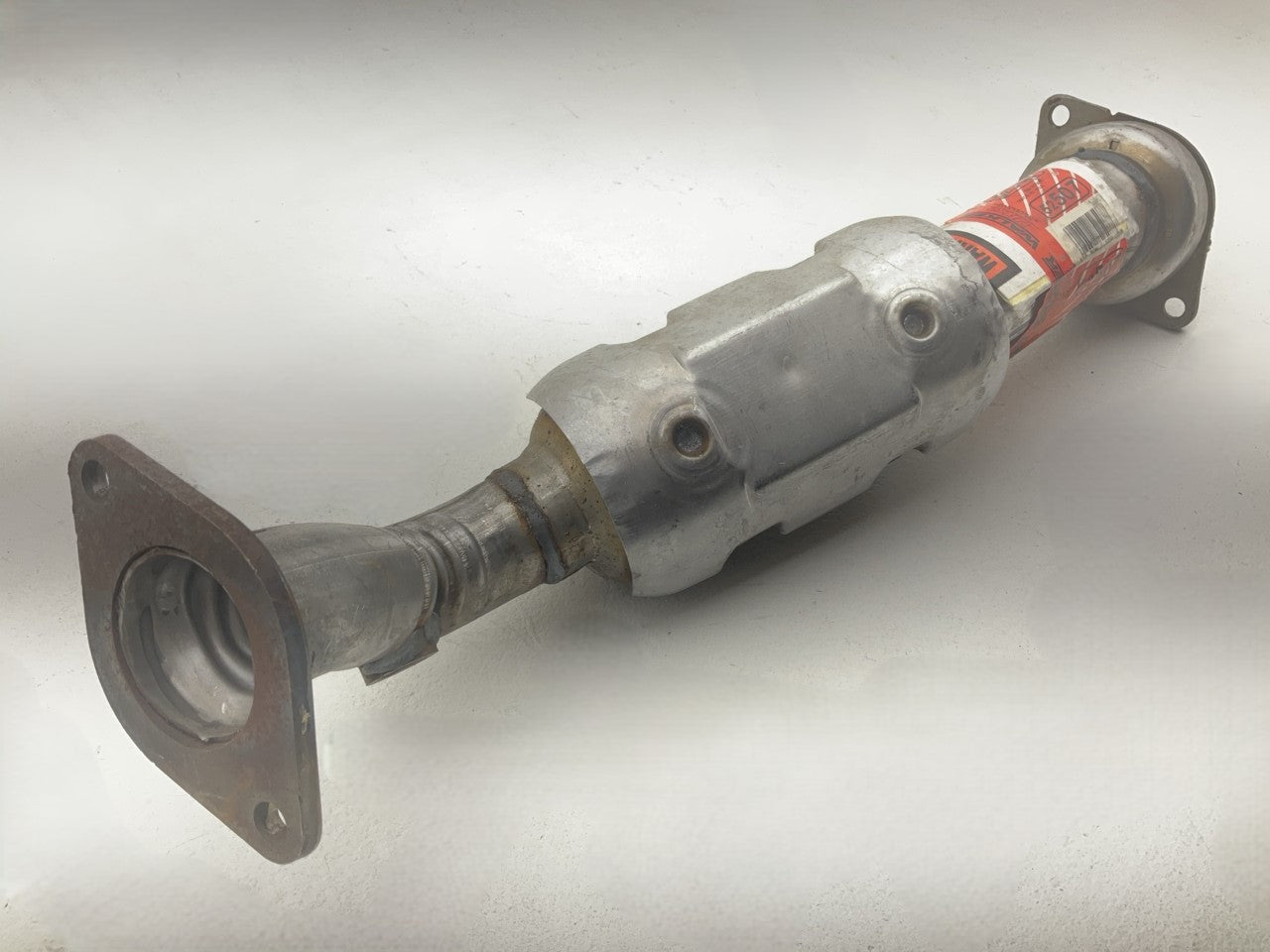 Walker 52507 Catalytic Converter For 2006-2008 Buick Lucerne 3.8L-V6 (EPA ONLY)