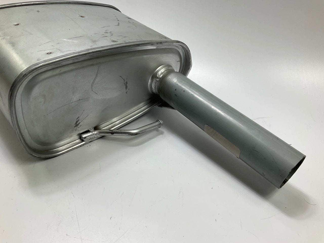 DENTED Walker 54511 Quiet-Flow Exhaust Muffler Assembly For 2003-2007 Ford Focus