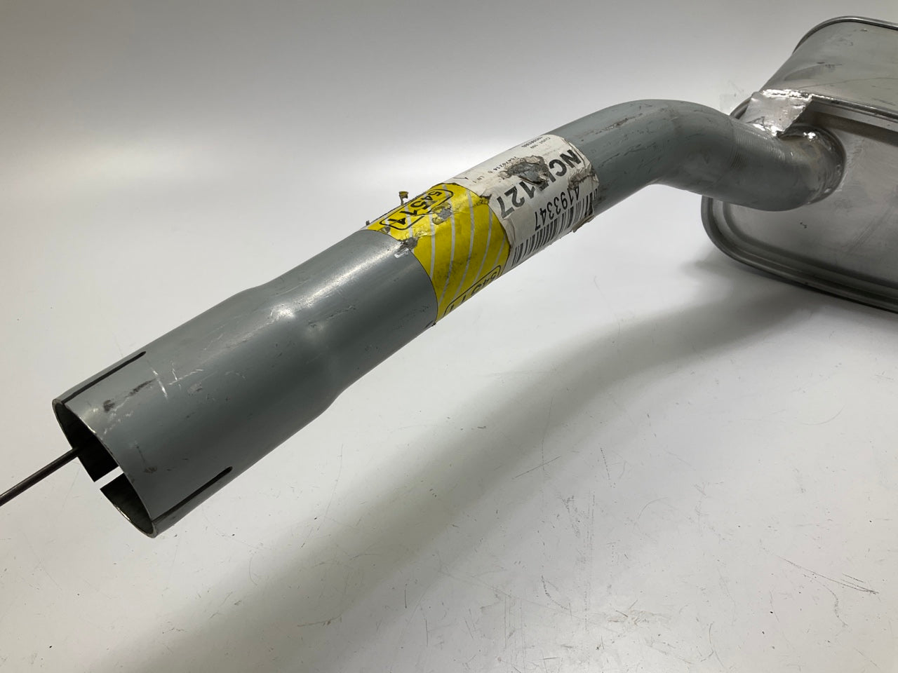 DENTED Walker 54511 Quiet-Flow Exhaust Muffler Assembly For 2003-2007 Ford Focus