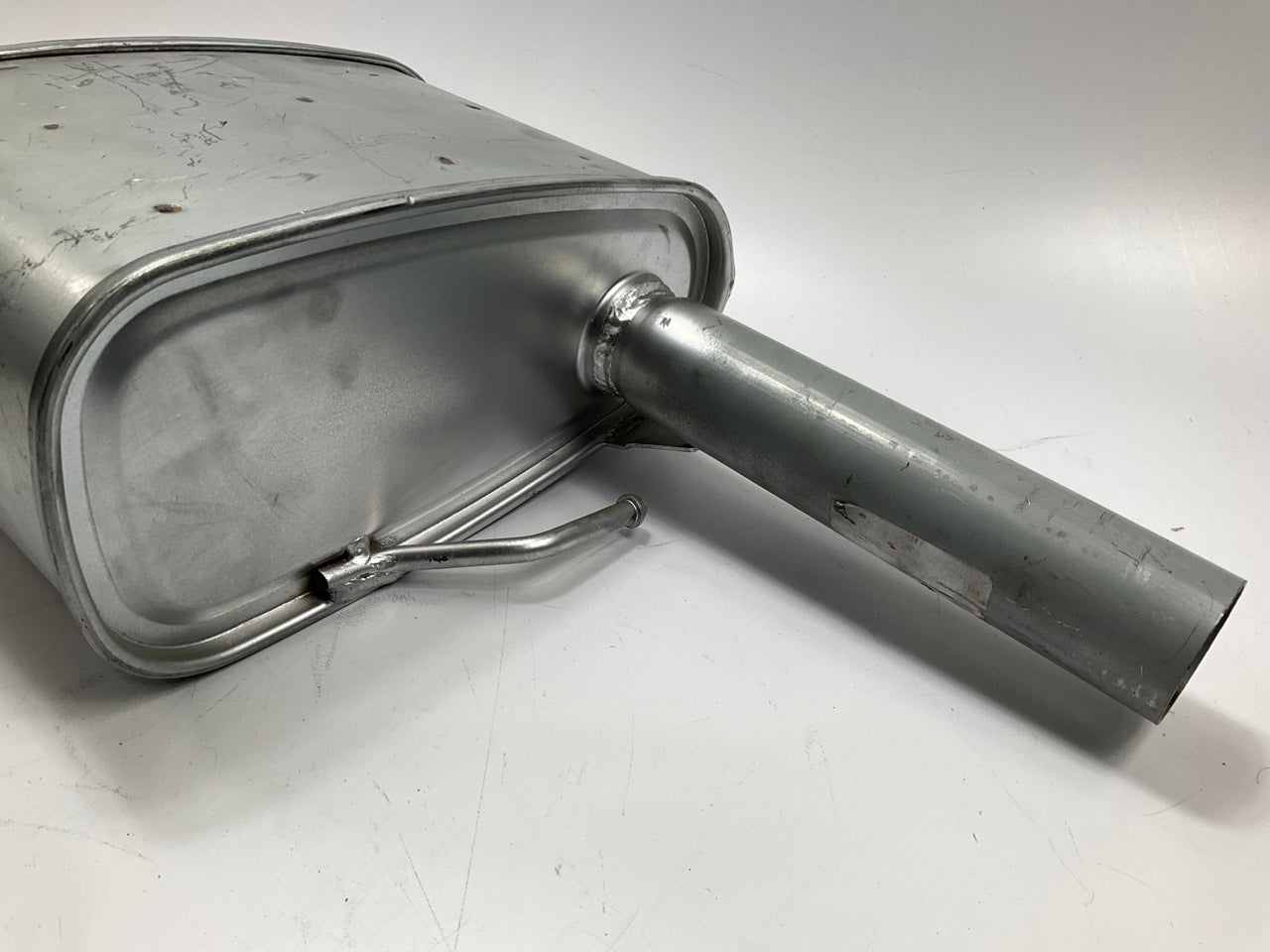 Walker 54511 Quiet-Flow Exhaust Muffler Assembly For 2003-2007 Ford Focus
